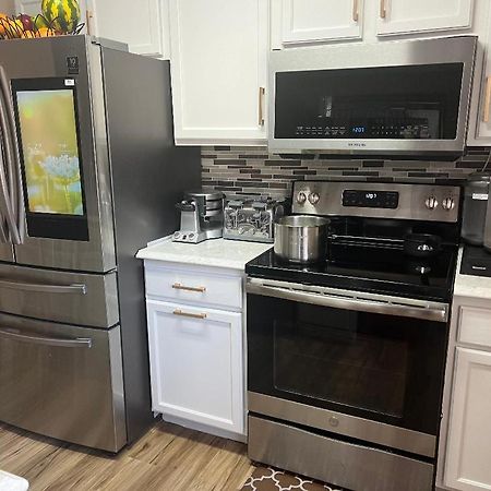 Smart Entire Loft, 3 Bedroom 2 Bath, With 3 Tv كولومبيا المظهر الخارجي الصورة