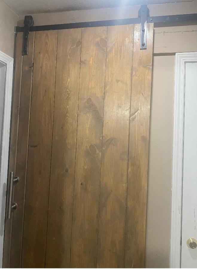 Smart Entire Loft, 3 Bedroom 2 Bath, With 3 Tv كولومبيا المظهر الخارجي الصورة