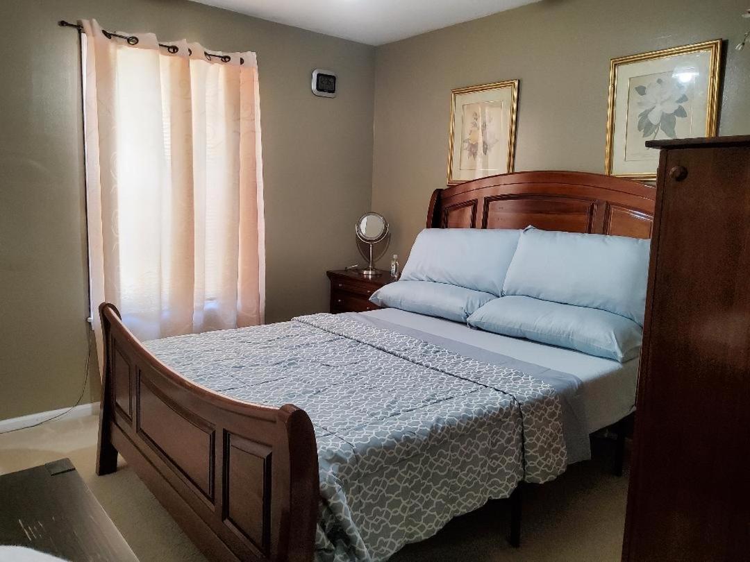 Smart Entire Loft, 3 Bedroom 2 Bath, With 3 Tv كولومبيا المظهر الخارجي الصورة