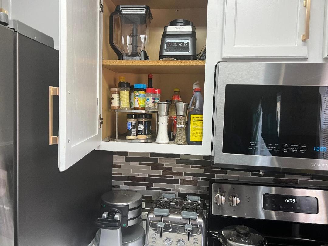 Smart Entire Loft, 3 Bedroom 2 Bath, With 3 Tv كولومبيا المظهر الخارجي الصورة
